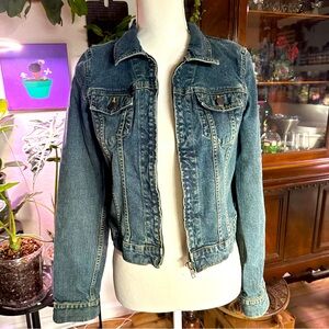Women’s Abercrombie denim jacket
